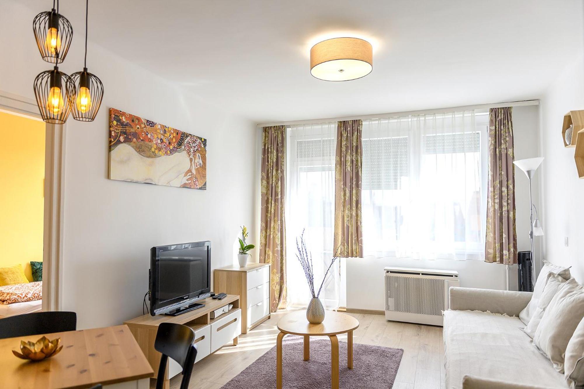 Market Apartman Sopron Extérieur photo